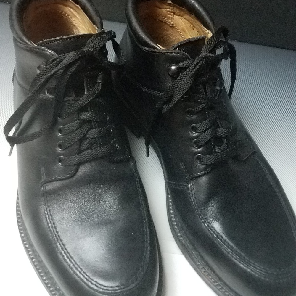 Kenneth Cole ankle boots lace ups new 9m